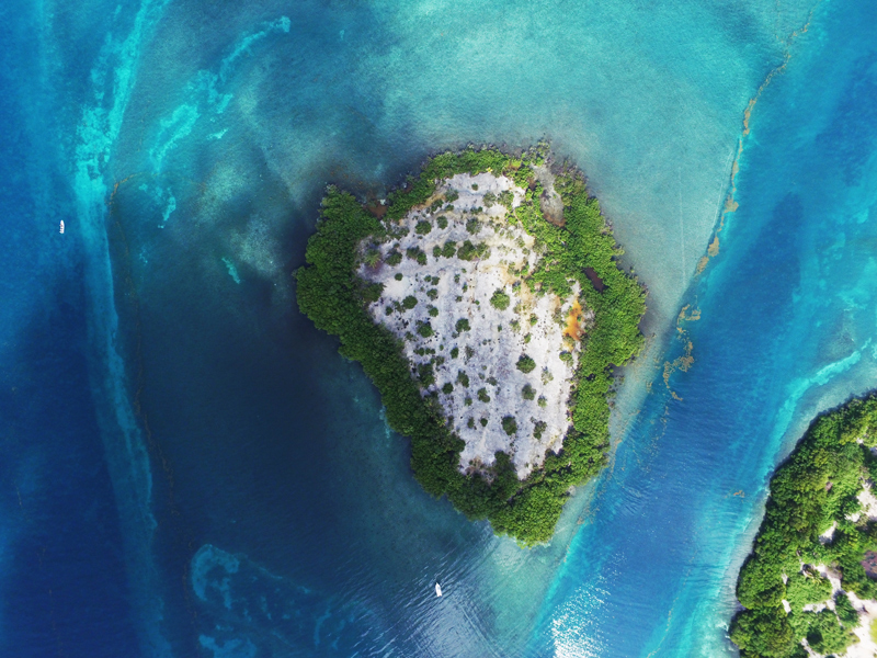Goring Bogue Caye 6 Acres Private Island - Emerald Futures Real Estate